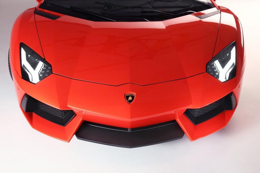  Lamborghini Aventador LP700-4 2011 года  (фото 199 из 204)